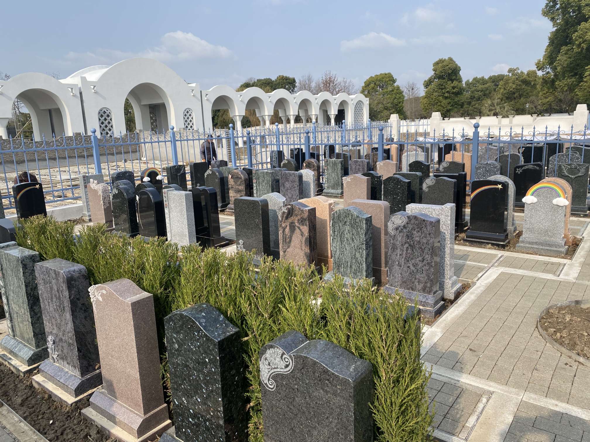 Shanghai Greenbamboo Parkcustom cemetery monuments