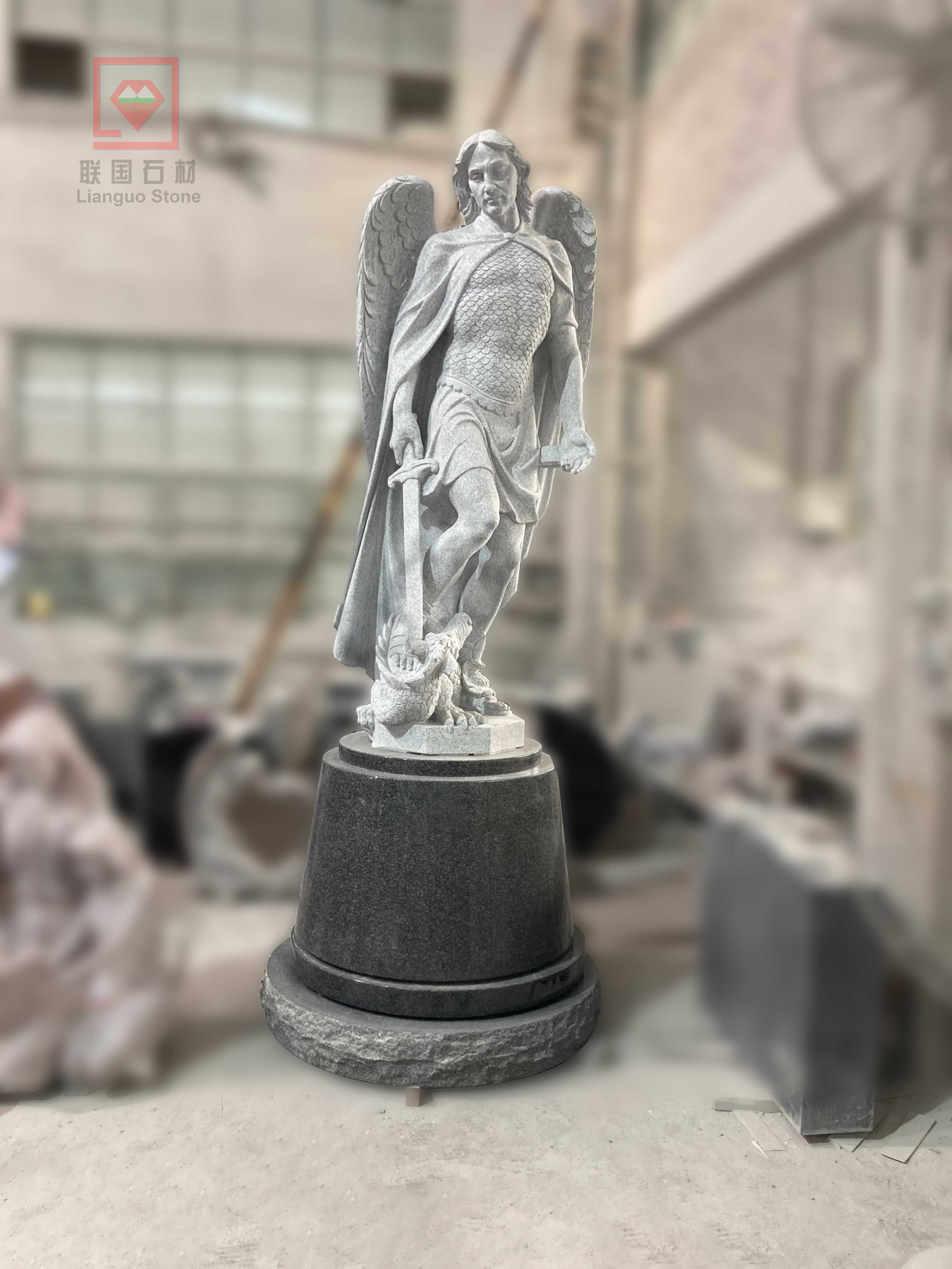 Custom America Granite Monuments with Statues supplier